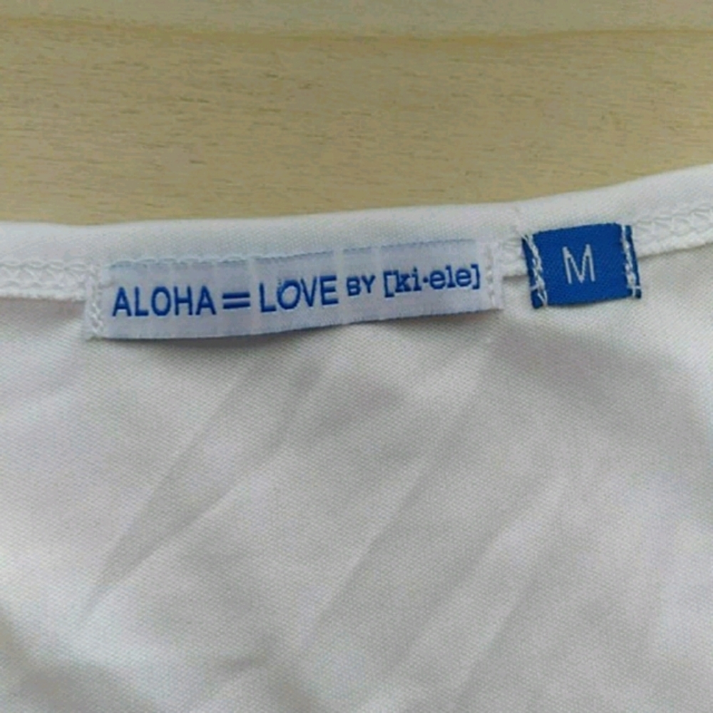 Aloha=Love Tank - Picture 2 of 3